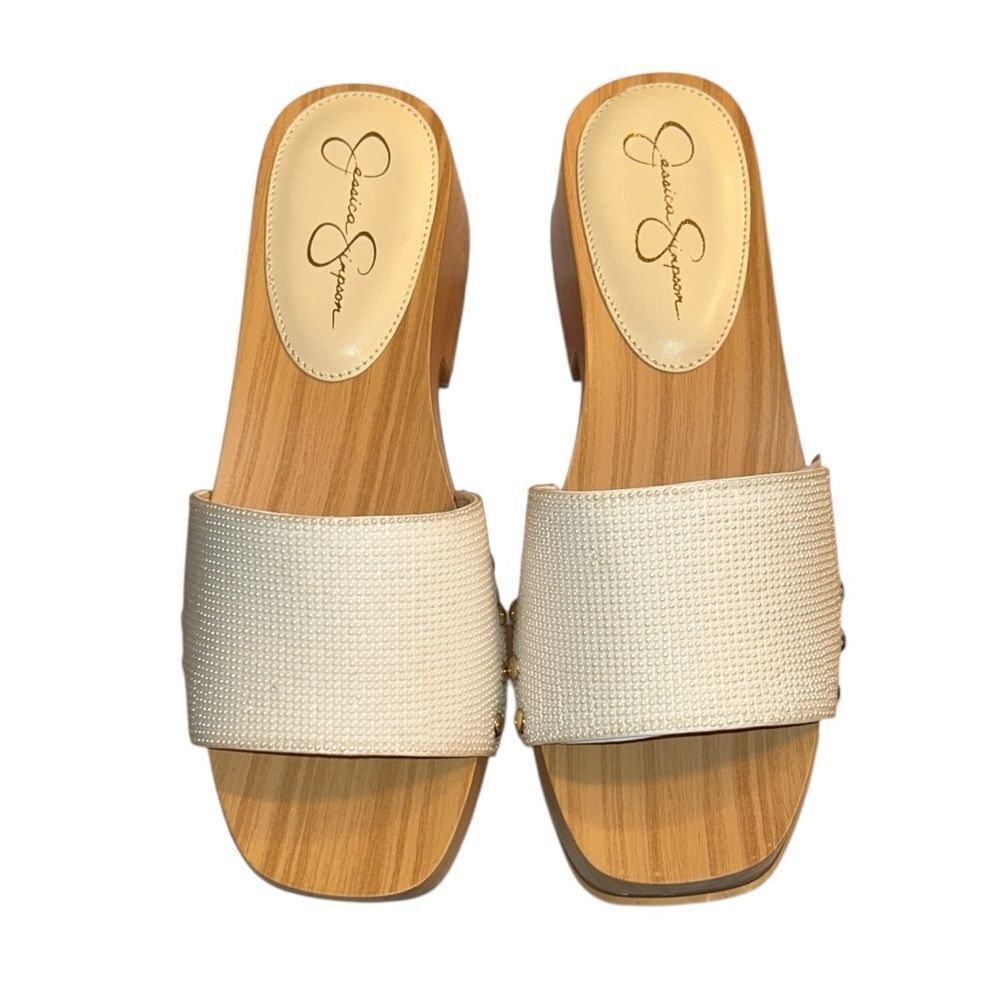 Jessica Simpson White Slip on Sandals(Size 8)